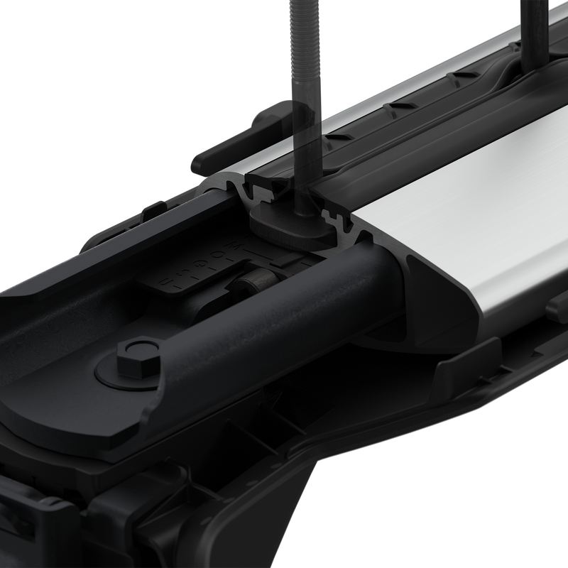 Thule Thule WingBar Edge 104cm Roof Bar - Image 6