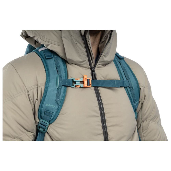 Vango Mitra Air 30L Ruckack Everglade Vango - Bars 4 Cars