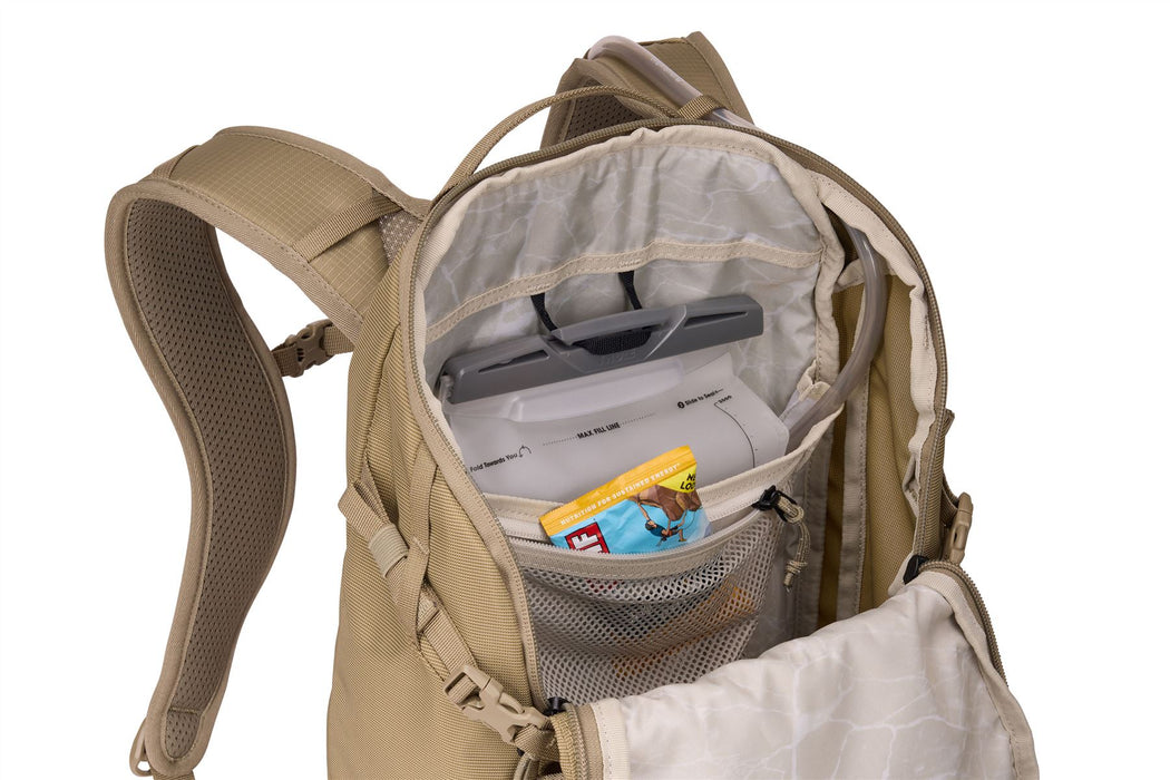 Thule AllTrail hydration pack 22L Faded Khaki tan Thule - Bars 4 Cars
