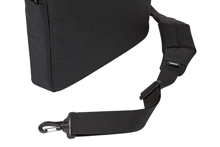 Thule Subterra attach MacBook 13" black Laptop bag Thule - Bars 4 Cars