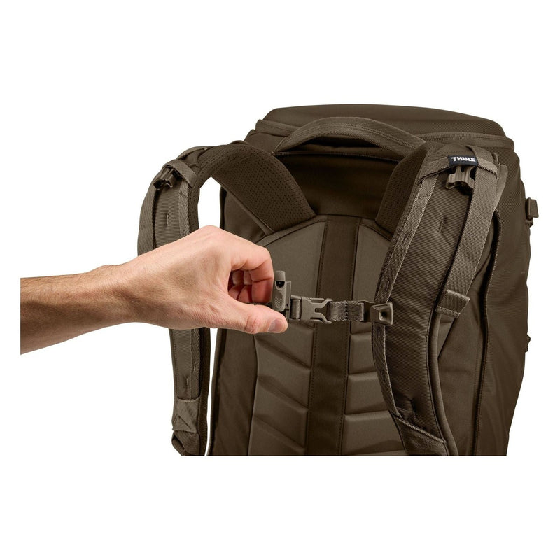 Thule Landmark 70L travel pack deep khaki Thule - Bars 4 Cars