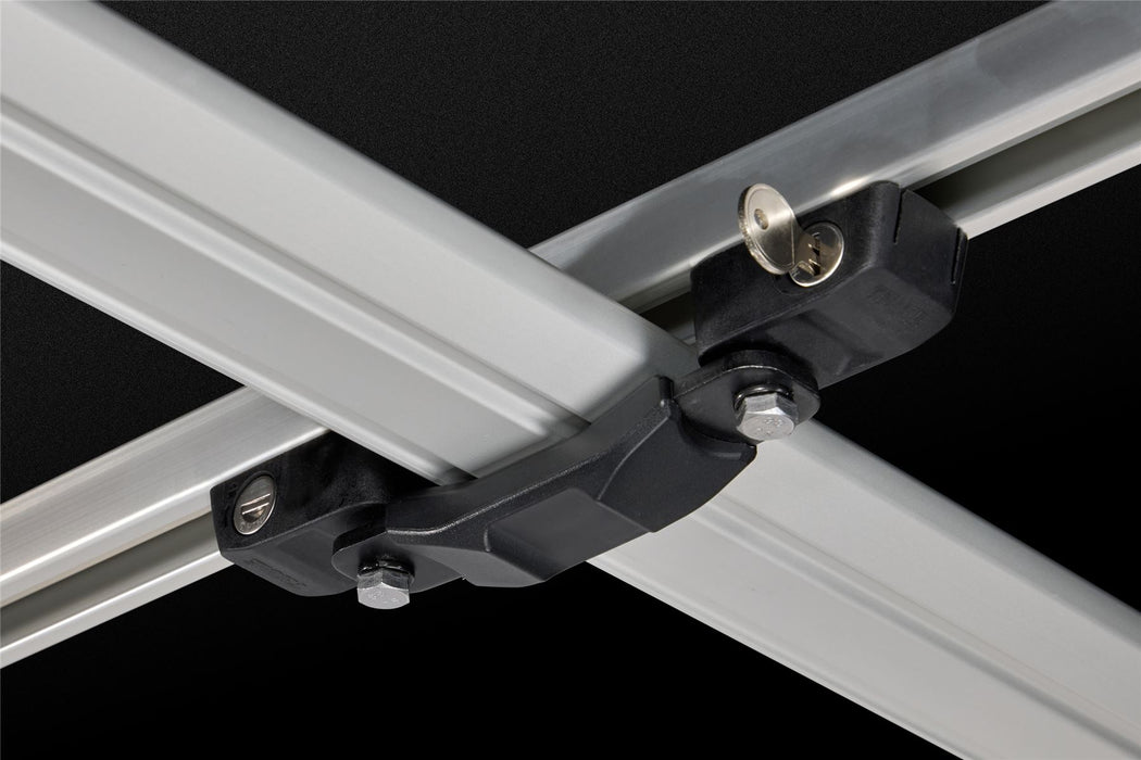 Thule Approach M two/three-person roof top tent fennel tan Thule - Bars 4 Cars