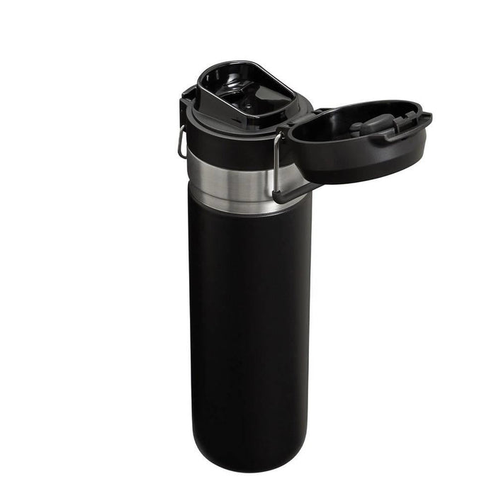 Stanley Quick-Flip Water Bottle 0.7L Stanley - Bars 4 Cars
