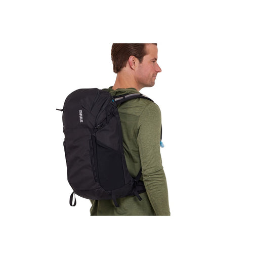 Thule AllTrail hydration pack 22L black Thule - Bars 4 Cars