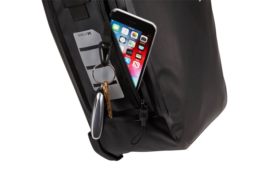 Thule Shield pannier 17L black Pannier Thule - Bars 4 Cars