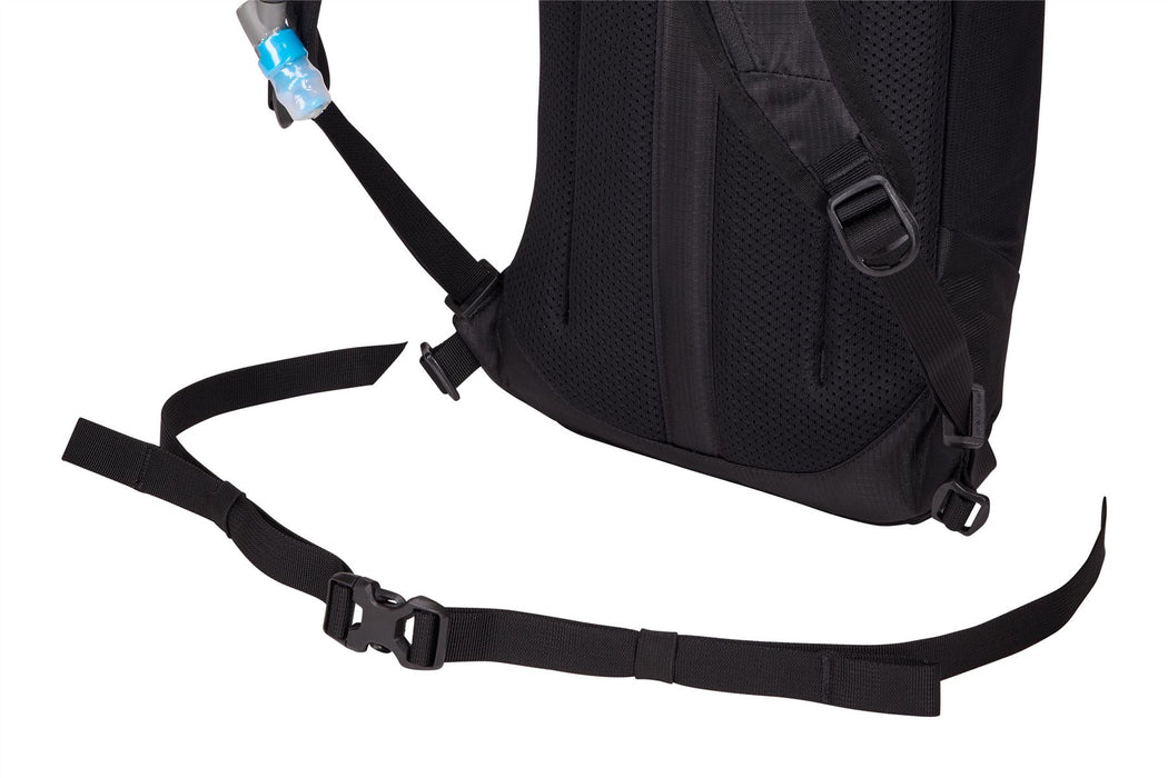 Thule AllTrail hydration pack 10L black Thule - Bars 4 Cars