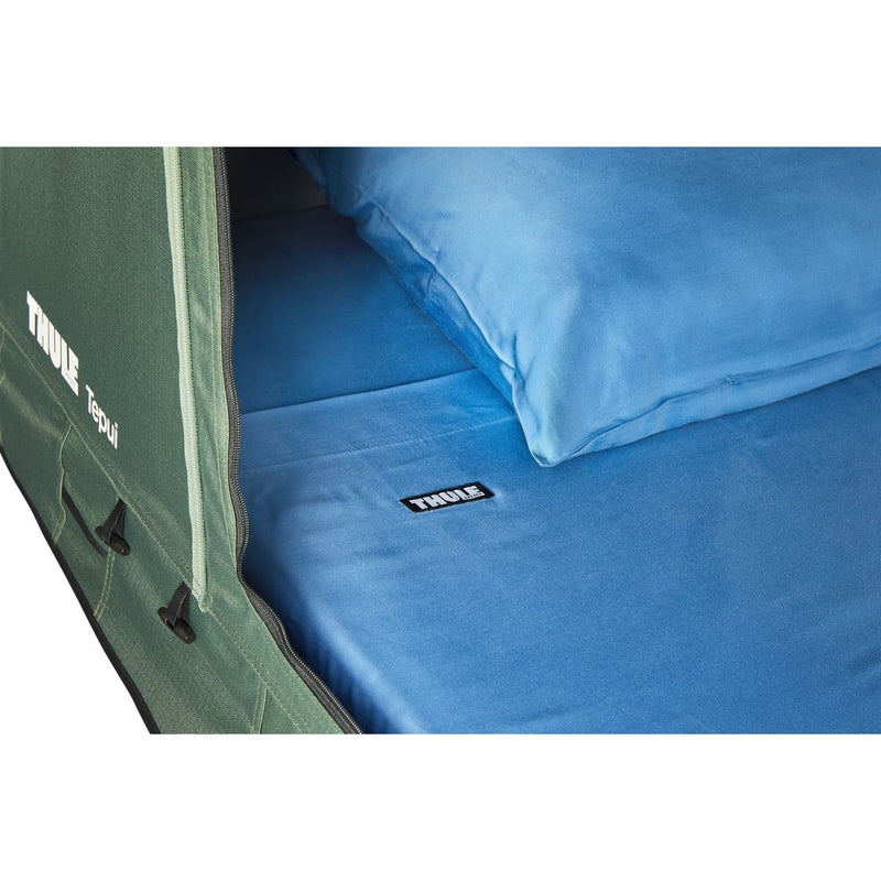 Thule Low-Pro 2 and Thule Ayer Bedding two-person sheets bedding blue Thule - Bars 4 Cars