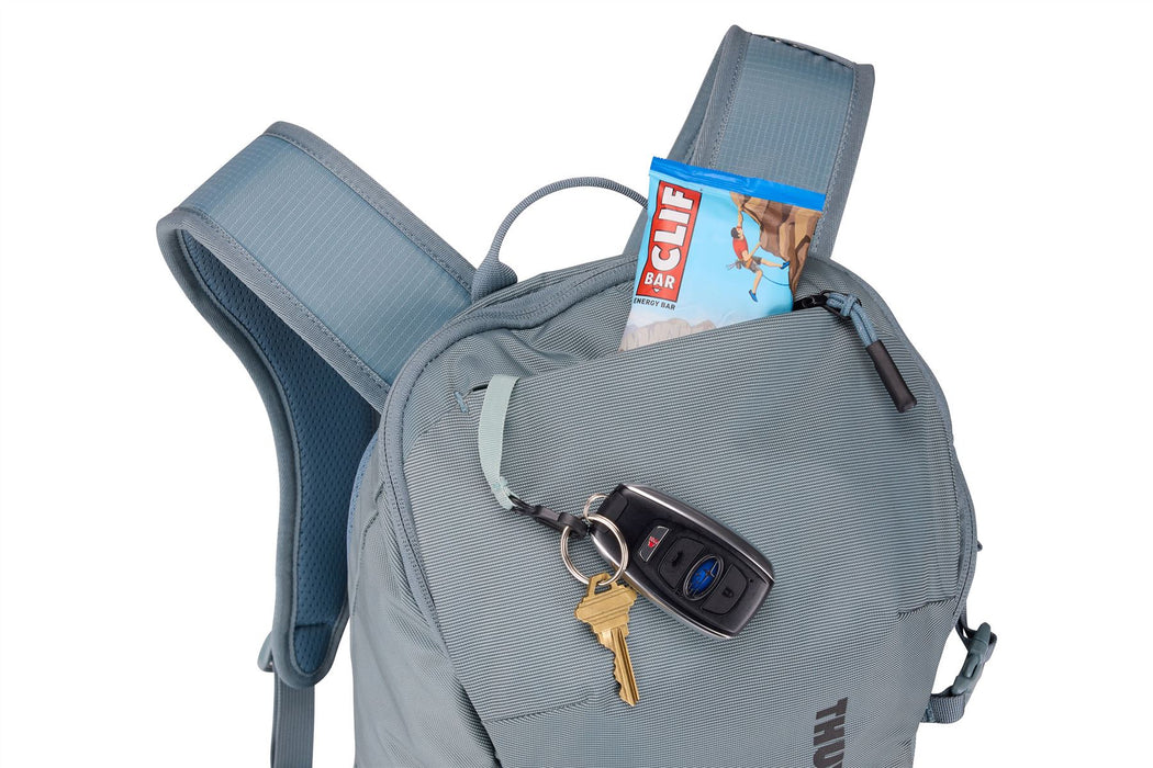 Thule AllTrail 18L daypack with rain cover Pond grey Thule - Bars 4 Cars