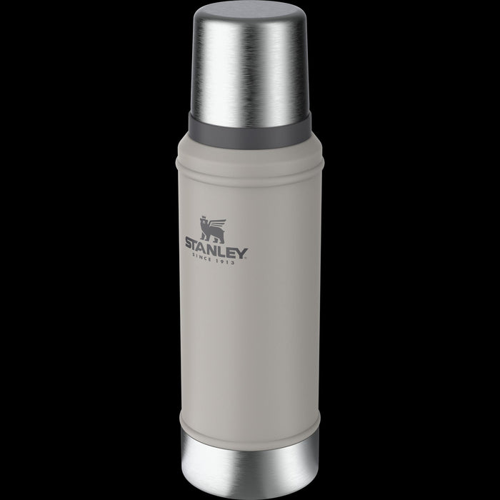 Stanley Legendary Classic Bottle 0.75L Stanley - Bars 4 Cars