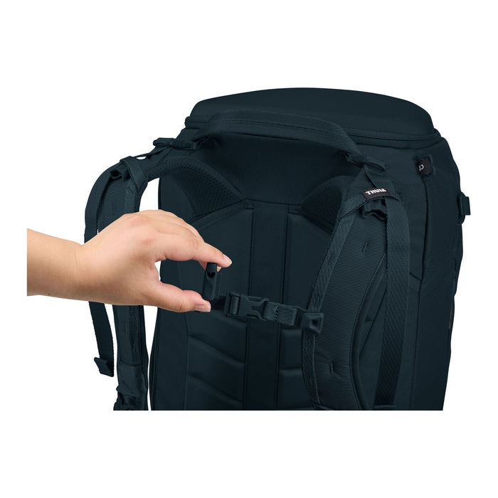 Thule Landmark 60L Women's travel pack darkest blue Thule - Bars 4 Cars