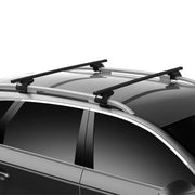 Thule SquareBar Evo Roof Bars full kit 712200 710600 186150 installed on vehicle